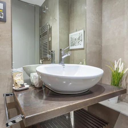 Apartamento Cibeles Studio En Madrid Exterior photo